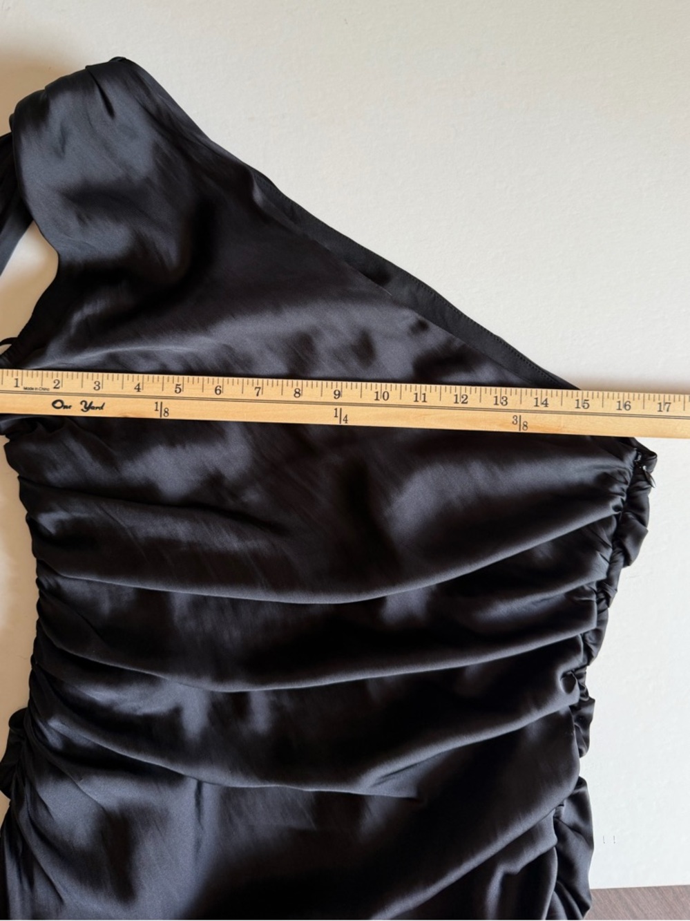 BCBGMaxAzria Briar Black Evening Gown One Shoulder Drape Maxi Formal Glam Size 6 - Picture 6 of 10